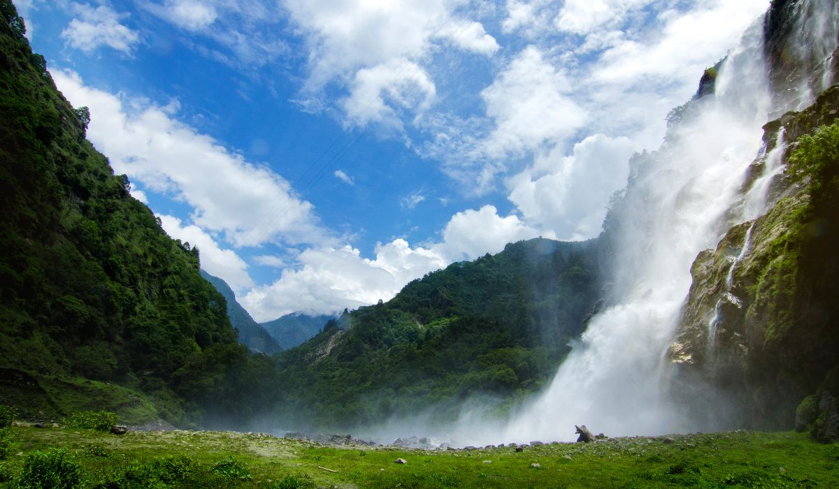 Nuranang Falls